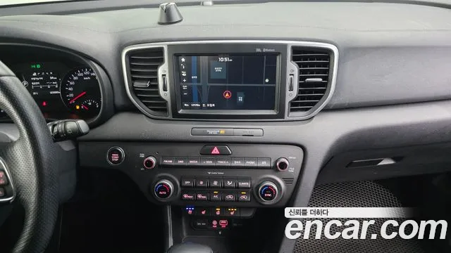 Kia Sportage 2016 thumb 8