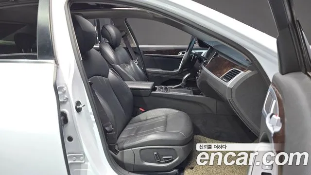 Hyundai Genesis 2014 thumb 12