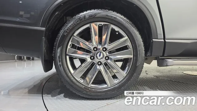 KG_Mobility_Ssangyong Rexton 2018 thumb 2