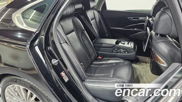 Kia K9 2018 thumb 8