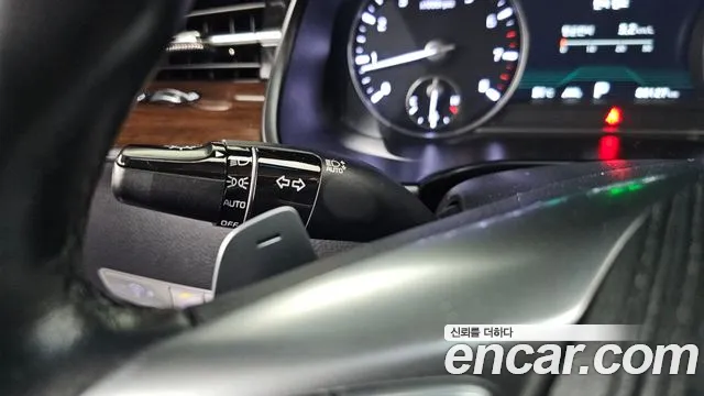 Kia K9 2018 thumb 3