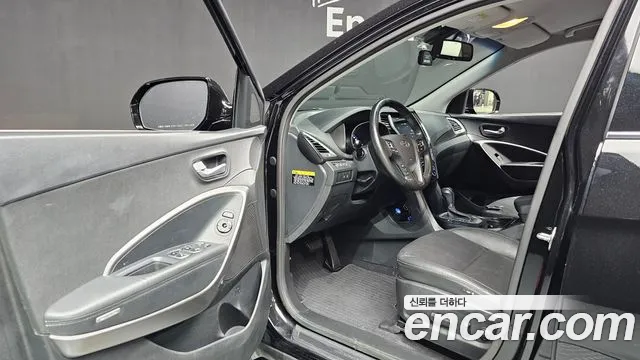 Hyundai Santa Fe 2017 thumb 7