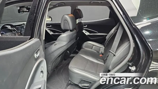 Hyundai Santa Fe 2017 thumb 11