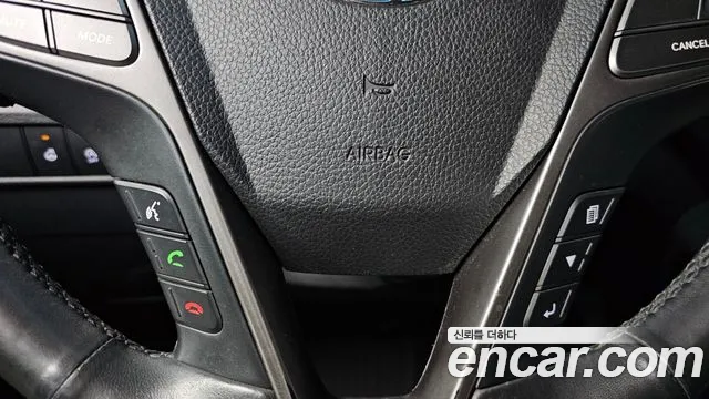 Hyundai Santa Fe 2017 thumb 6