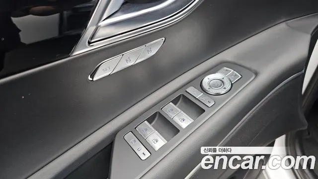 Genesis GV80 2020 thumb 12