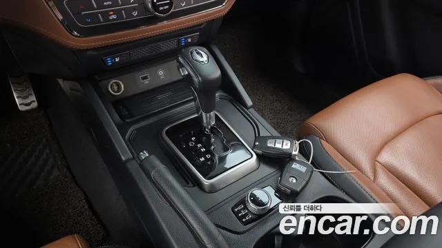 KG_Mobility_Ssangyong Rexton 2019 thumb 2