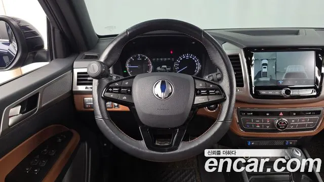 KG_Mobility_Ssangyong Rexton 2019 thumb 3