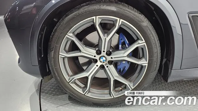 BMW X5 2021 thumb 6