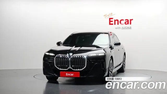 BMW 7 серии 2023 thumb 12