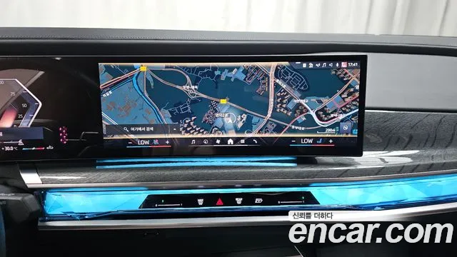 BMW 7 серии 2023 thumb 10