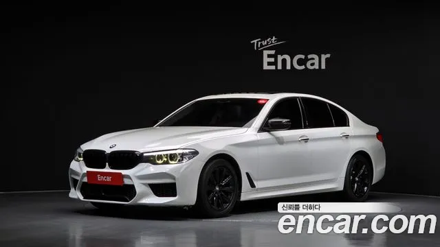 BMW 5 серии 2018 thumb 10