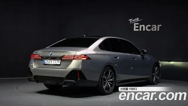 BMW 5 серии 2025 thumb 7