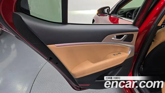 Genesis G70 2021 thumb 4