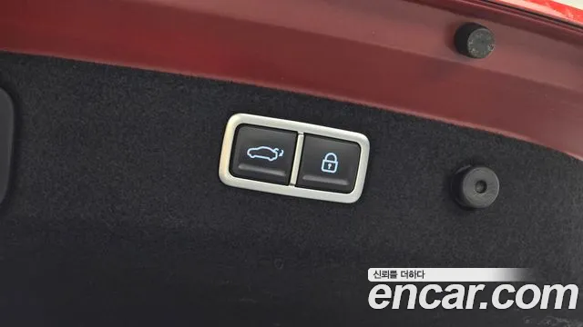 Genesis G70 2021 thumb 2