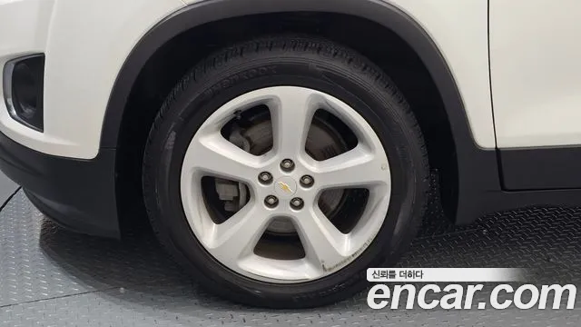 Chevrolet Tracker 2015 thumb 3