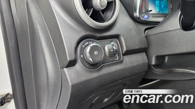 Chevrolet Tracker 2015 thumb 5