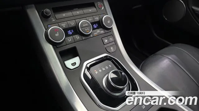 Land Rover Range Rover Evoque 2018 thumb 11