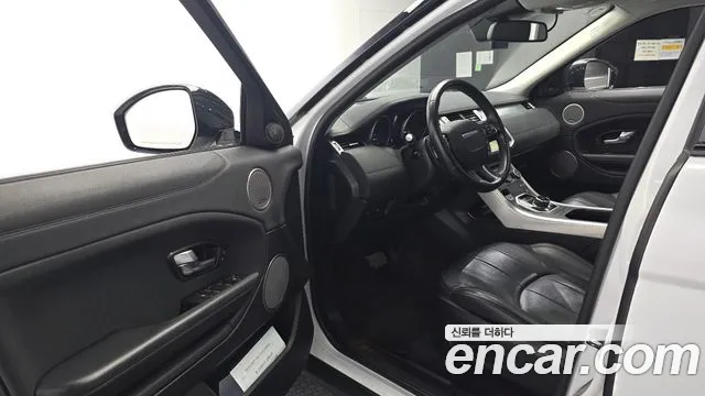 Land Rover Range Rover Evoque 2018 thumb 10
