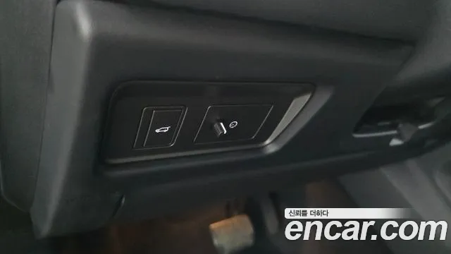 Land Rover Range Rover Evoque 2018 thumb 4