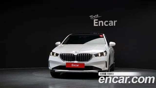 BMW 5 серии 2024 thumb 6