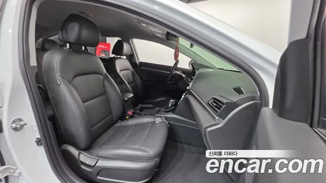 Hyundai Avante 2020 thumb 12
