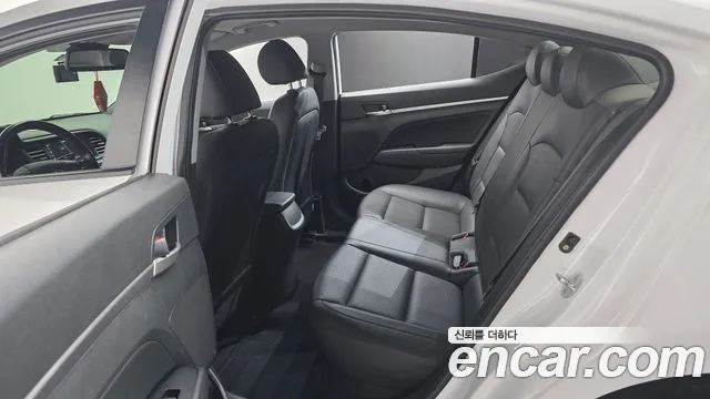 Hyundai Avante 2020 thumb 10