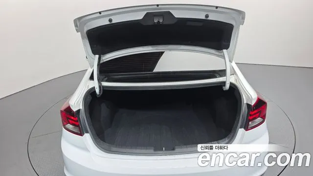 Hyundai Avante 2020 thumb 9