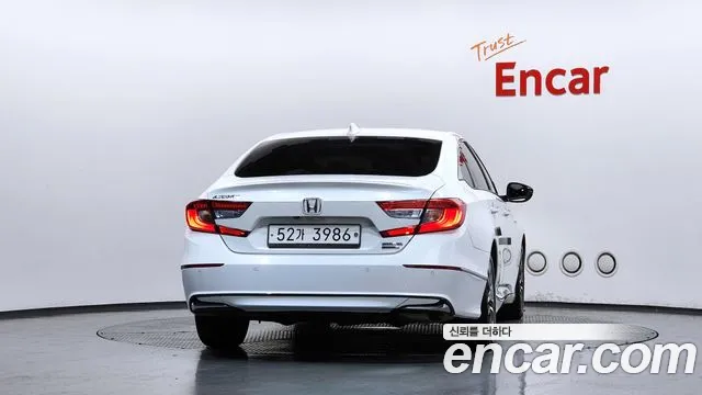 Honda Accord 2018 thumb 11