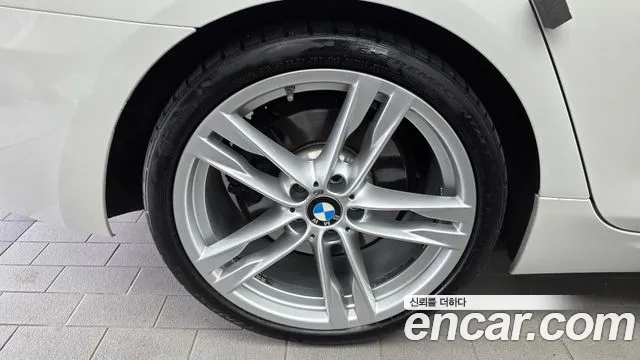 BMW 6-Series 2016 thumb 3