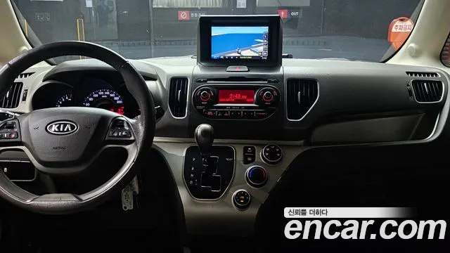 Kia Ray 2012 thumb 12