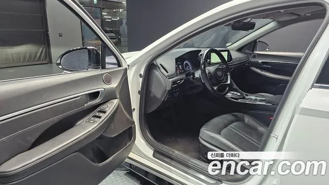 Hyundai Sonata 2021 thumb 10