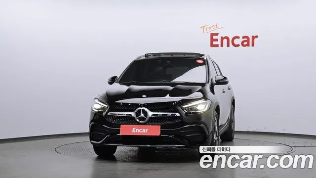 Mercedes-Benz GLA 2020 thumb 8