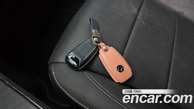 Mercedes-Benz E-Класс 2021 thumb 2