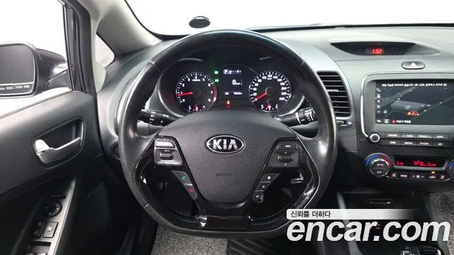 Kia K3 2016 thumb 12