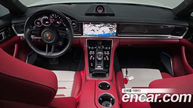 Porsche Panamera 2021 thumb 4