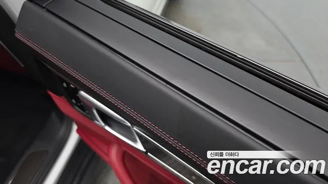 Porsche Panamera 2021 thumb 9