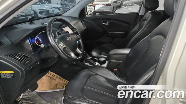 Hyundai Tucson 2013 thumb 12