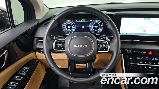 Kia Carnival 2022 thumb 4