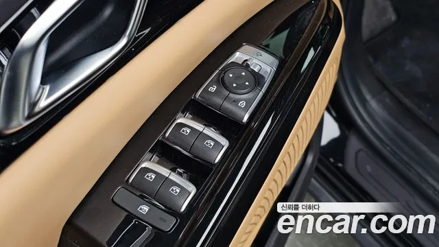 Kia Carnival 2022 thumb 10