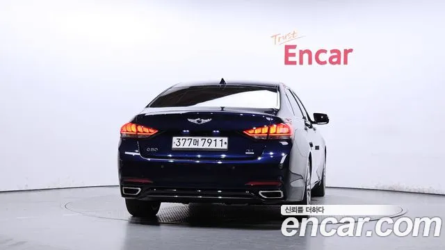 Genesis G80 2019 thumb 12