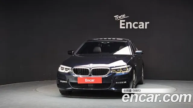 BMW 5 серии 2017 thumb 8