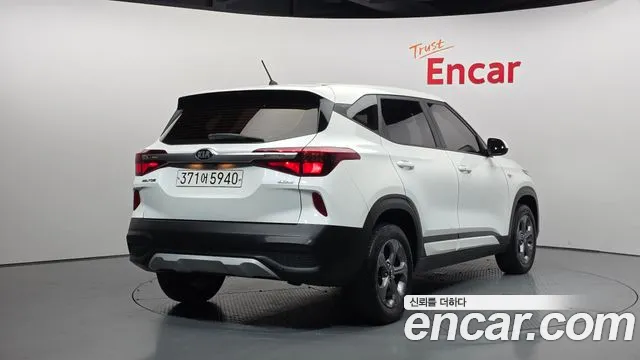 Kia Seltos 2021 thumb 12