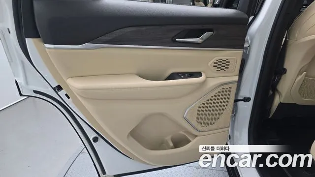 Jeep Cherokee 2023 thumb 2