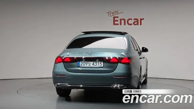 Mercedes-Benz E-Класс 2025 thumb 7