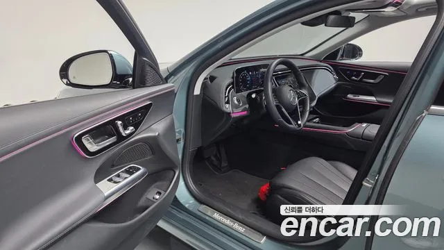 Mercedes-Benz E-Класс 2025 thumb 10