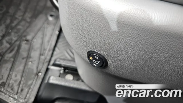 Hyundai Starex 2020 thumb 8