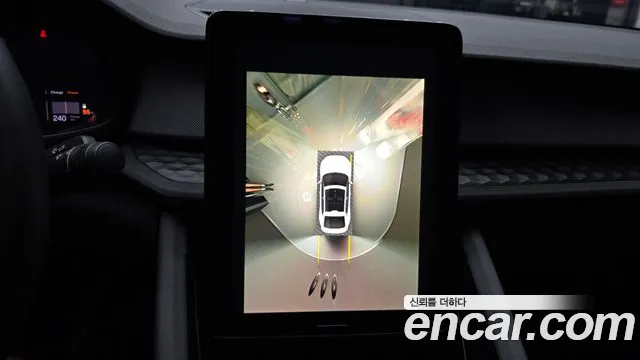 Polestar 2 2022 thumb 2
