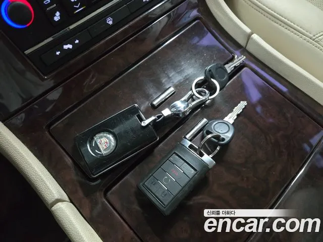 Cadillac Escalade 2008 thumb 2