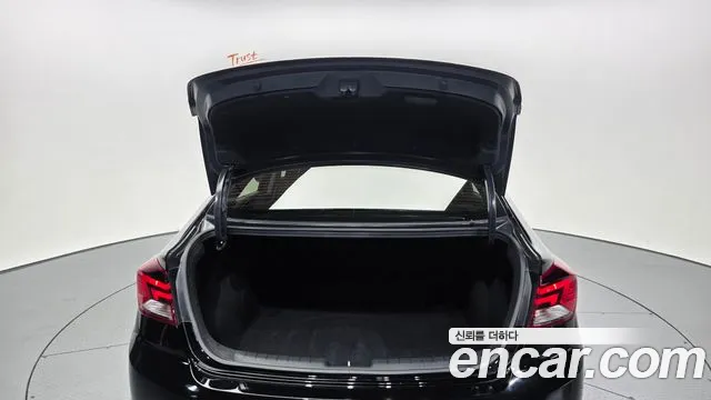 Hyundai Avante 2019 thumb 2