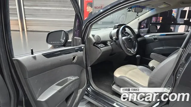 Chevrolet Spark 2011 thumb 7